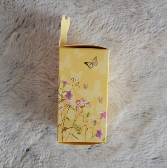 Hunny Pot Lip Care Kit ColourPop Cosmetics Disney Winnie the Pooh - Picture 7 of 10